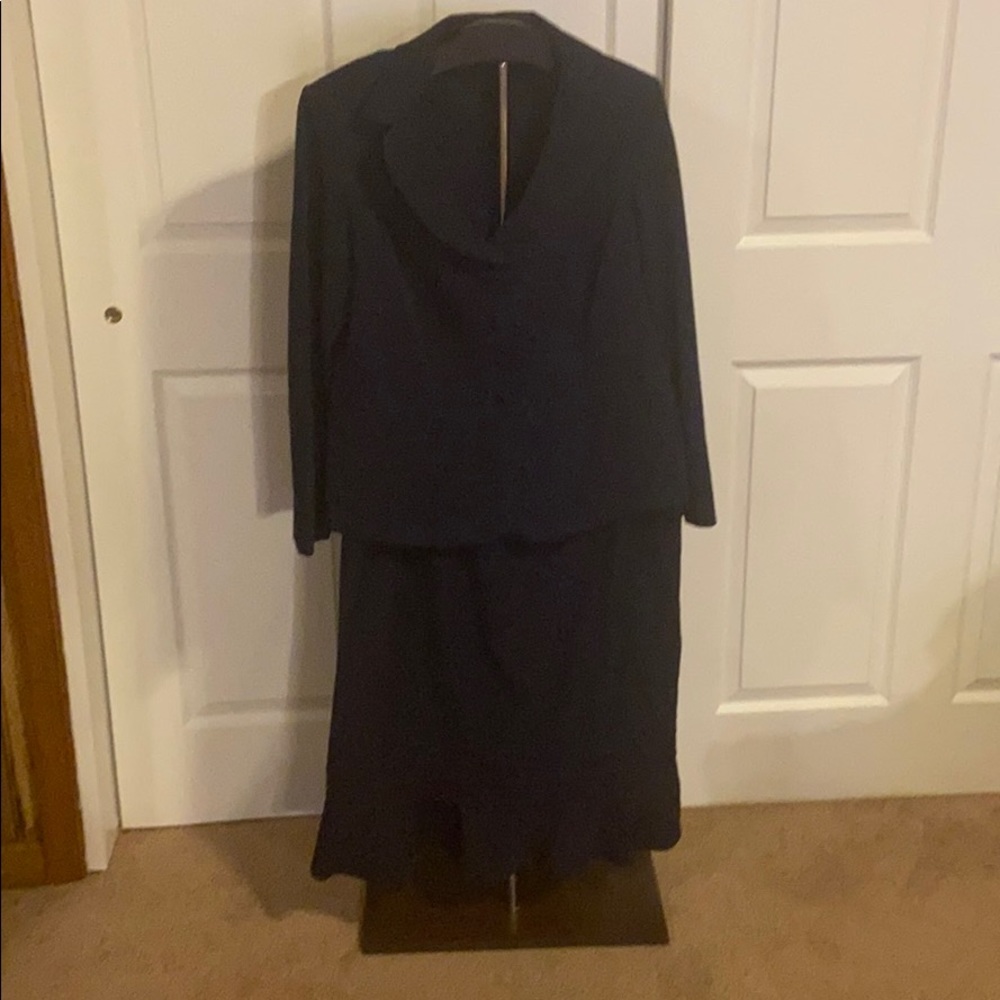 T. Milano Navy 2PC Skirt Suit 14W